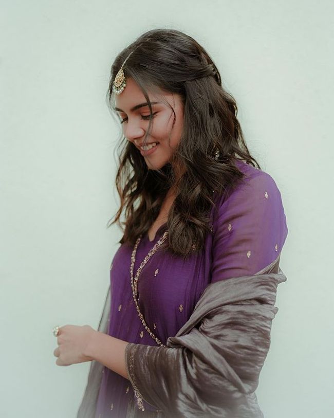 Lovely Vintage Looks Of Kalyani Priyadarshan